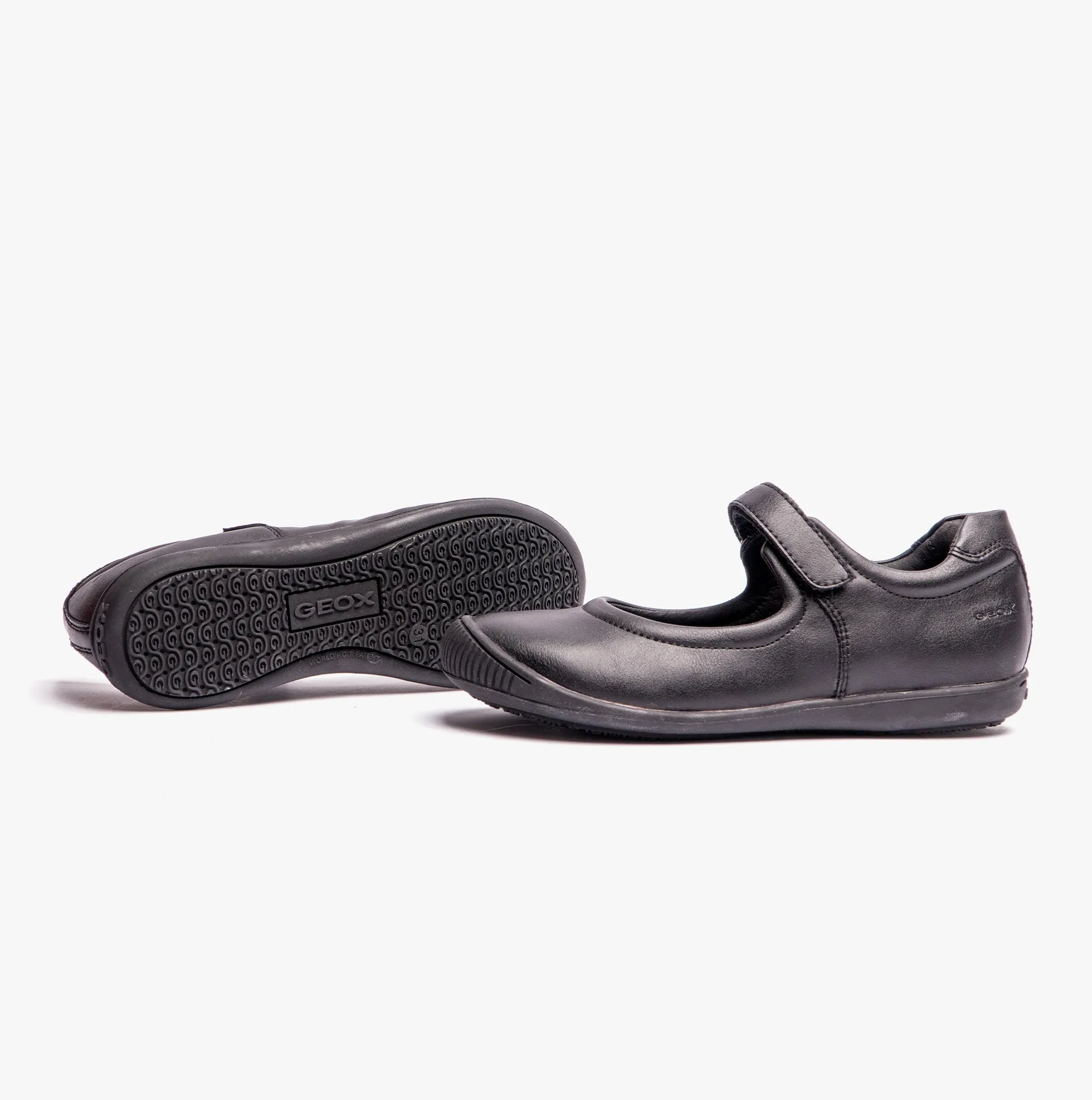 GIOIA A Girls Touch Fasten School Shoes Black